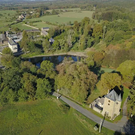 Attractive Holiday In Marche-en-famenne With Garden Vakantiehuis *